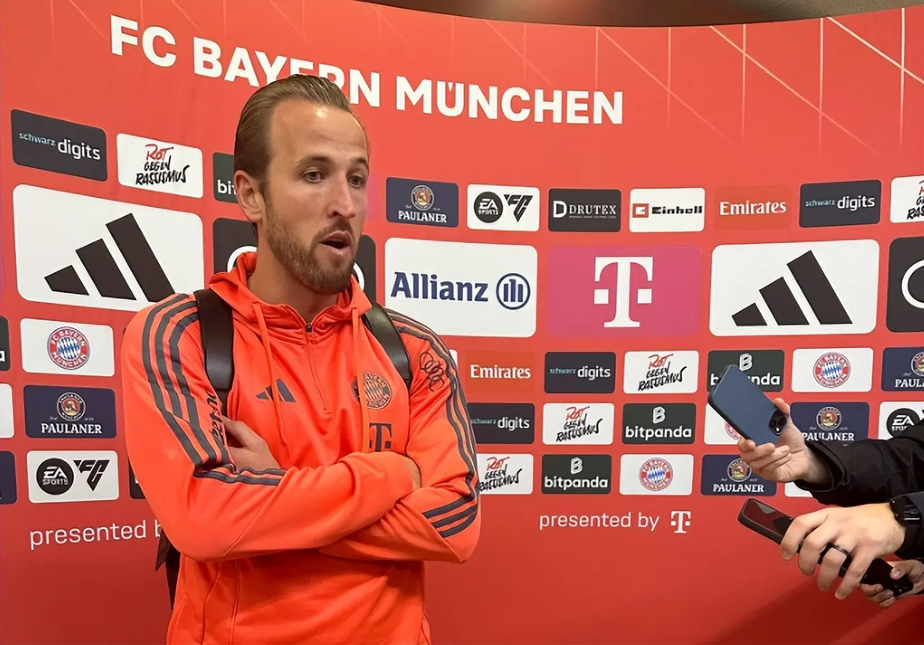 而凭借着这 而凭借着这