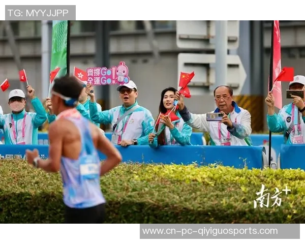 深港跨境马拉松从人工点到无感通,深圳边检民警见证湾区交融